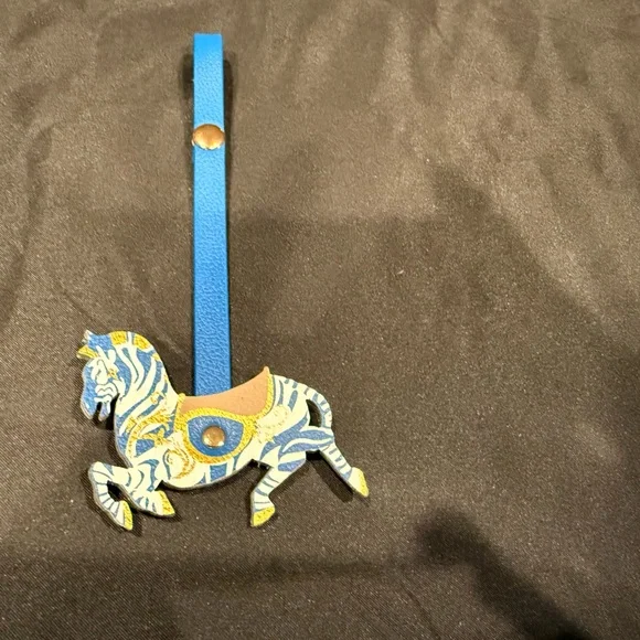 Louis Vuitton VIP Holiday Carousel Colormania Zebra Bag Charm Limited Edition - Picture 5 of 14